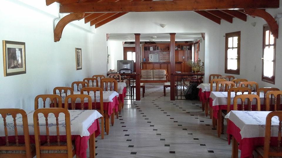 Hotel Agnanti Agios Konstantinos  Bagian luar foto