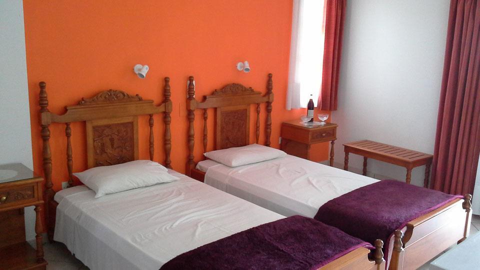 Hotel Agnanti Agios Konstantinos  Bagian luar foto