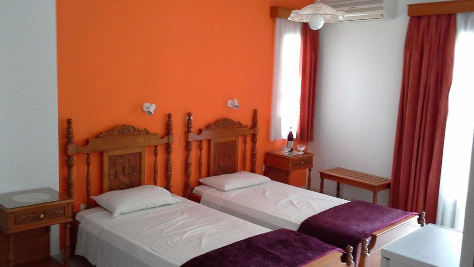 Hotel Agnanti Agios Konstantinos  Bagian luar foto