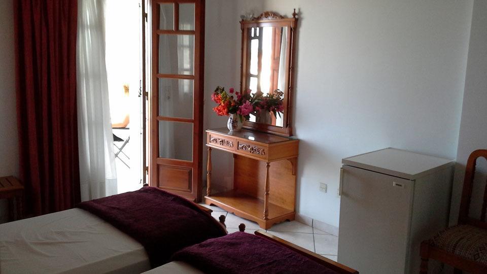 Hotel Agnanti Agios Konstantinos  Bagian luar foto